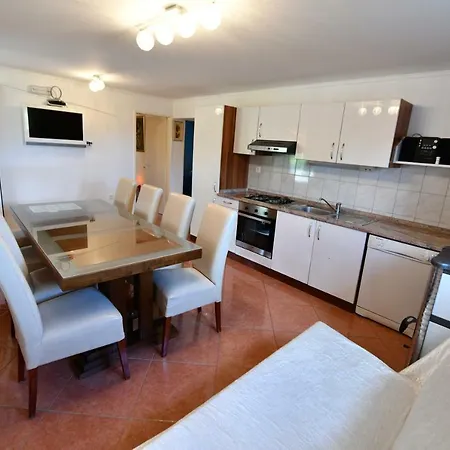 Villa Elly Hrvace